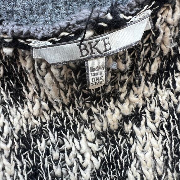 BKE Hooded Sweater Vest Women OS Loose Open Weave Buckle Cardigan Boho Slouchy - Picture 6 of 11